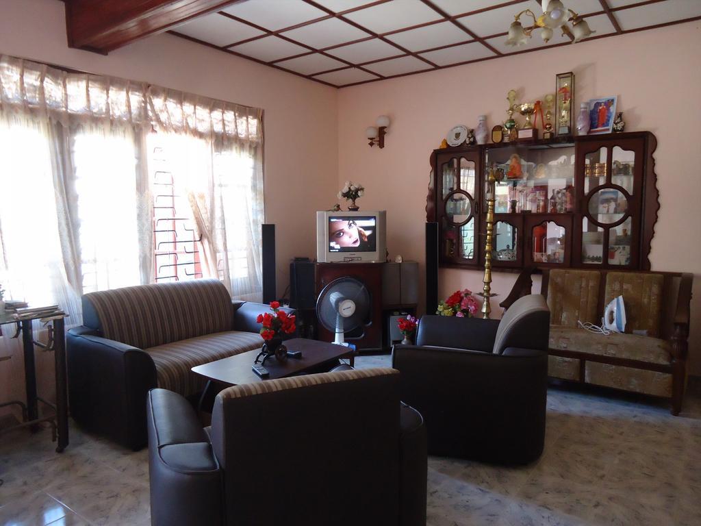 Hector House Hotel เวลิกามา ภายนอก รูปภาพ